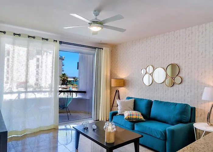 In The Heart Of Cabo 1 Bedroom Pensión *